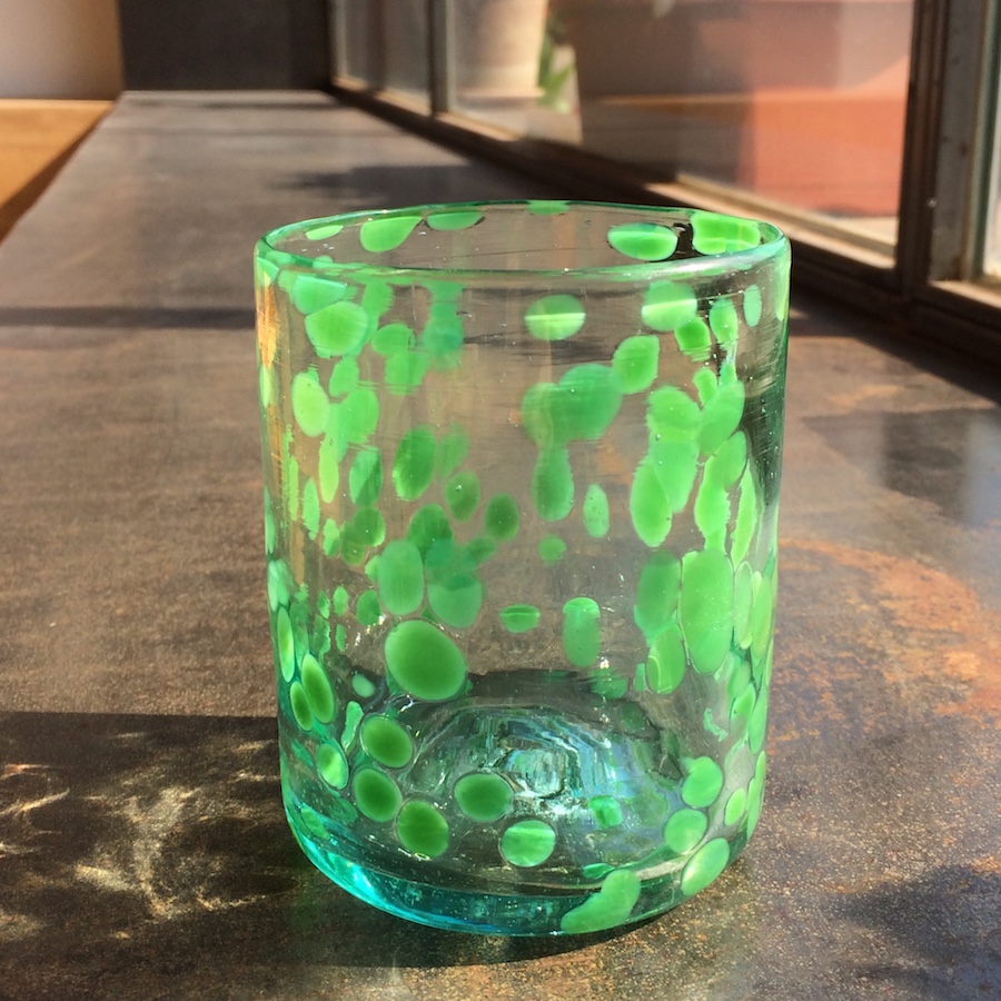 Vaso escamas verdes vidrio soplado mallorca