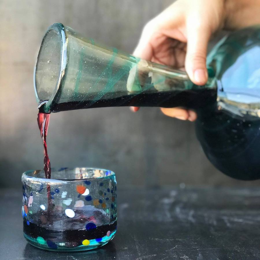 zurito de vino vaso de vidrio