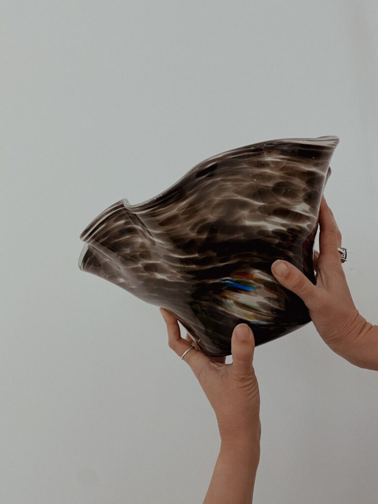 fuente de vidrio soplado